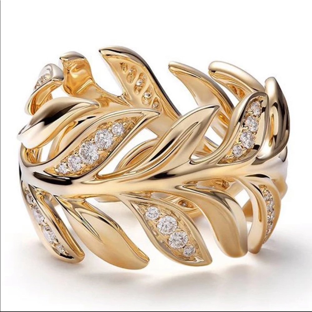 New Women’s Yellow Gold Diamond Beautiful LeafRing - Picture 4 of 5